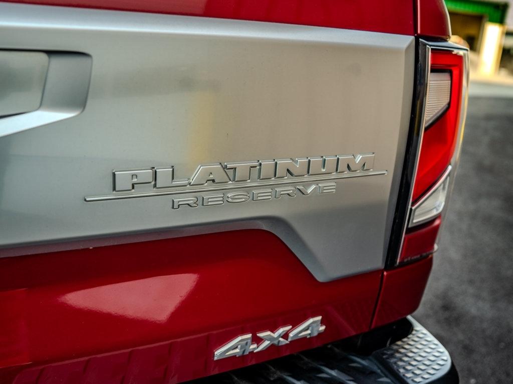 Nissan Titan  2021