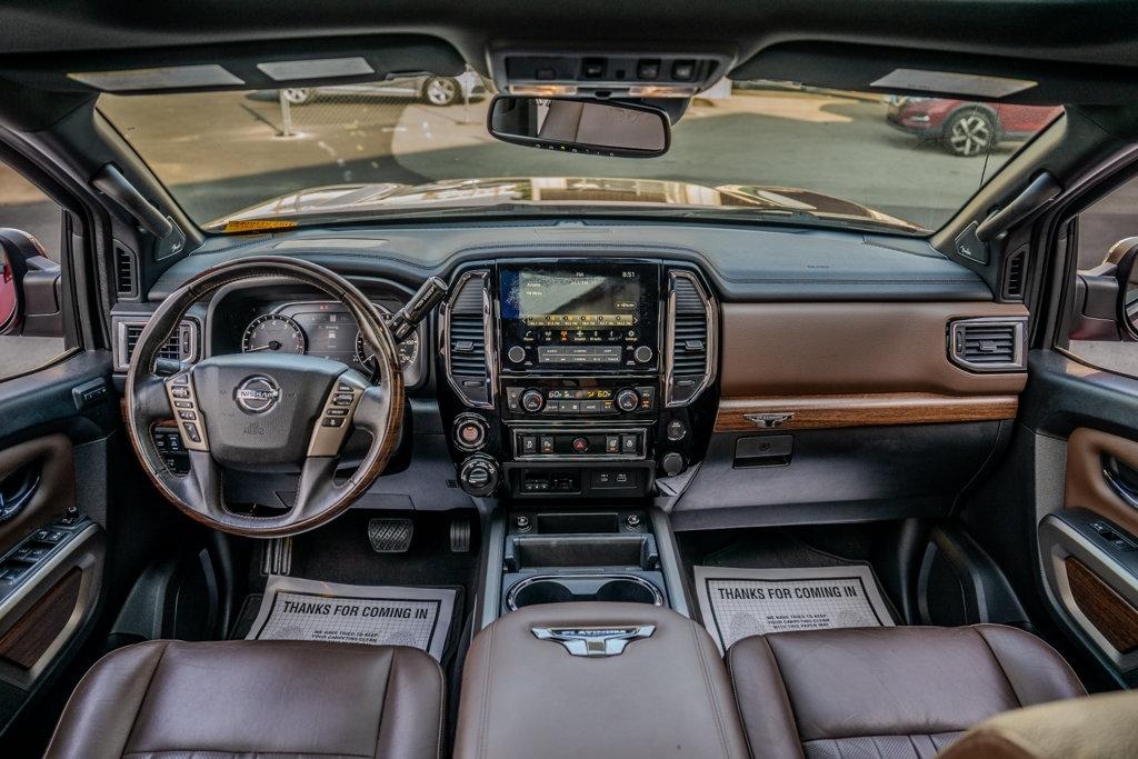 Nissan Titan  2021