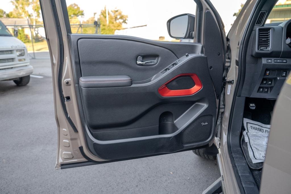 Nissan Frontier  2023