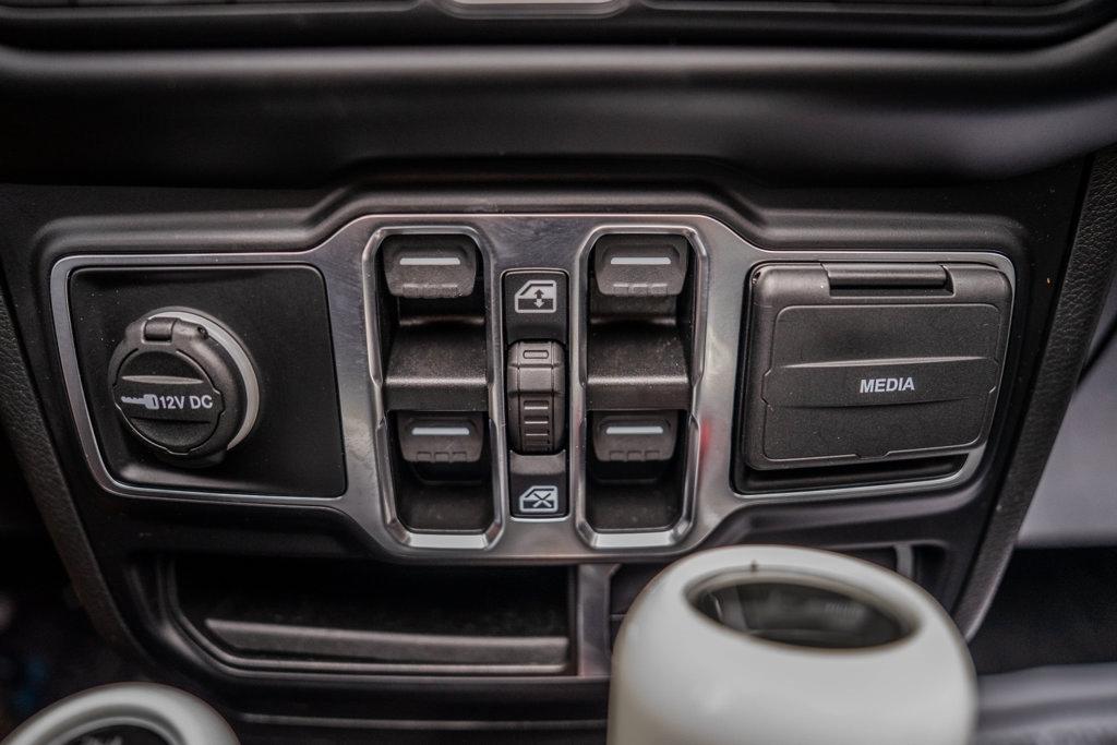 Jeep Wrangler  2022