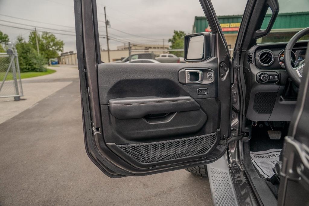 Jeep Wrangler  2019