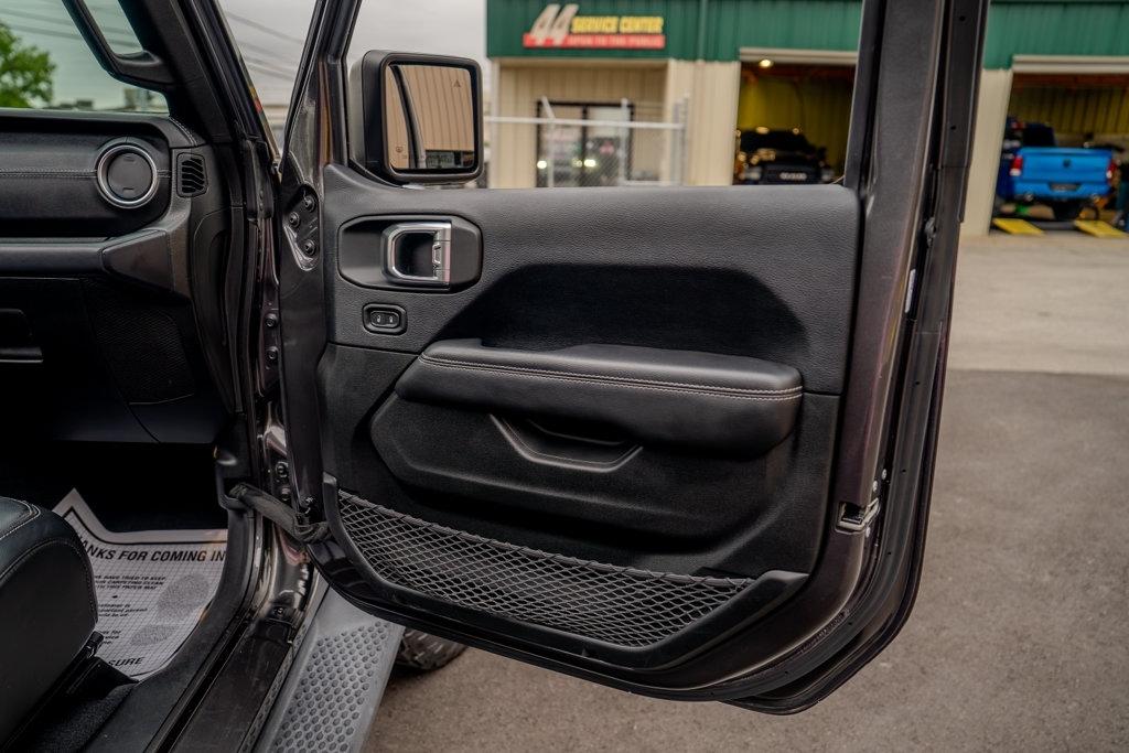 Jeep Wrangler  2019