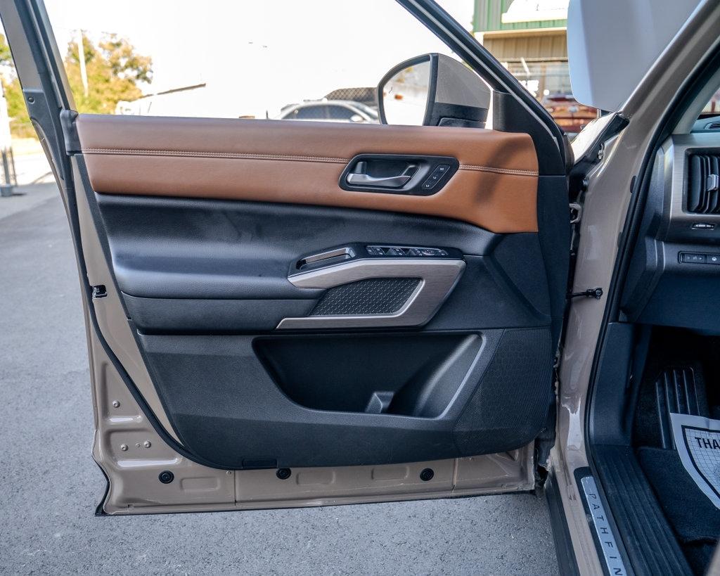 Nissan Pathfinder  2023