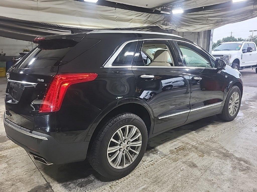 Cadillac XT5 photo 6