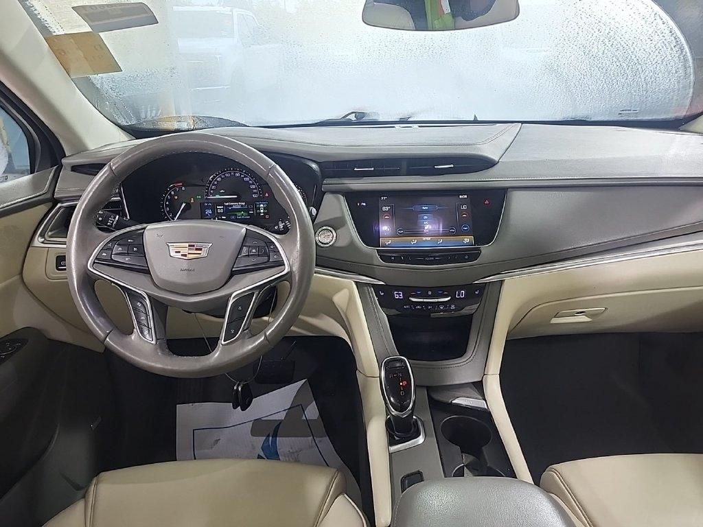 Cadillac XT5 photo 10