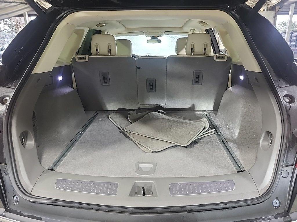 Cadillac XT5 photo 18