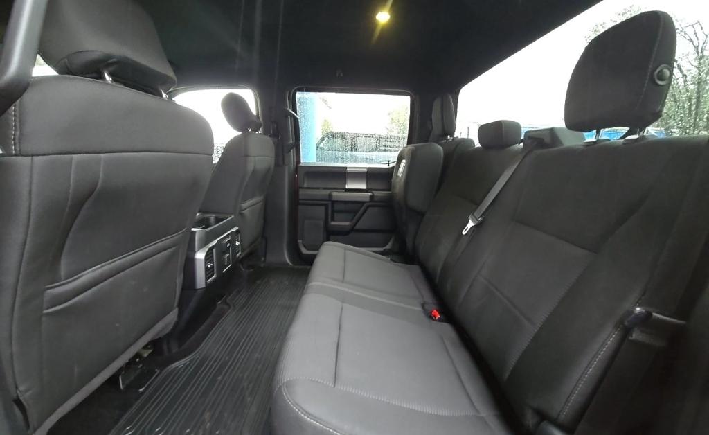 Ford F-150 photo 18