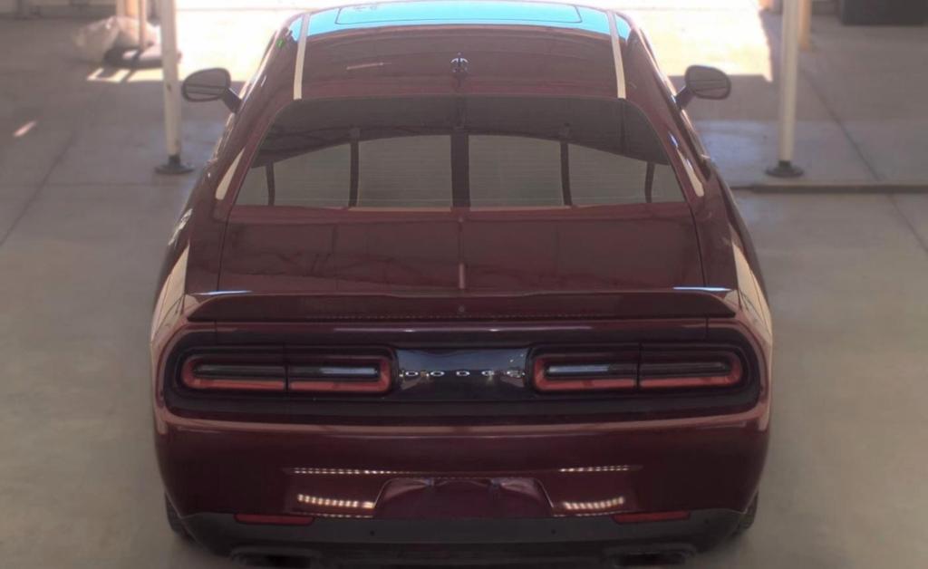 Dodge Challenger photo 6