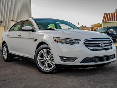 2017 Ford Taurus 