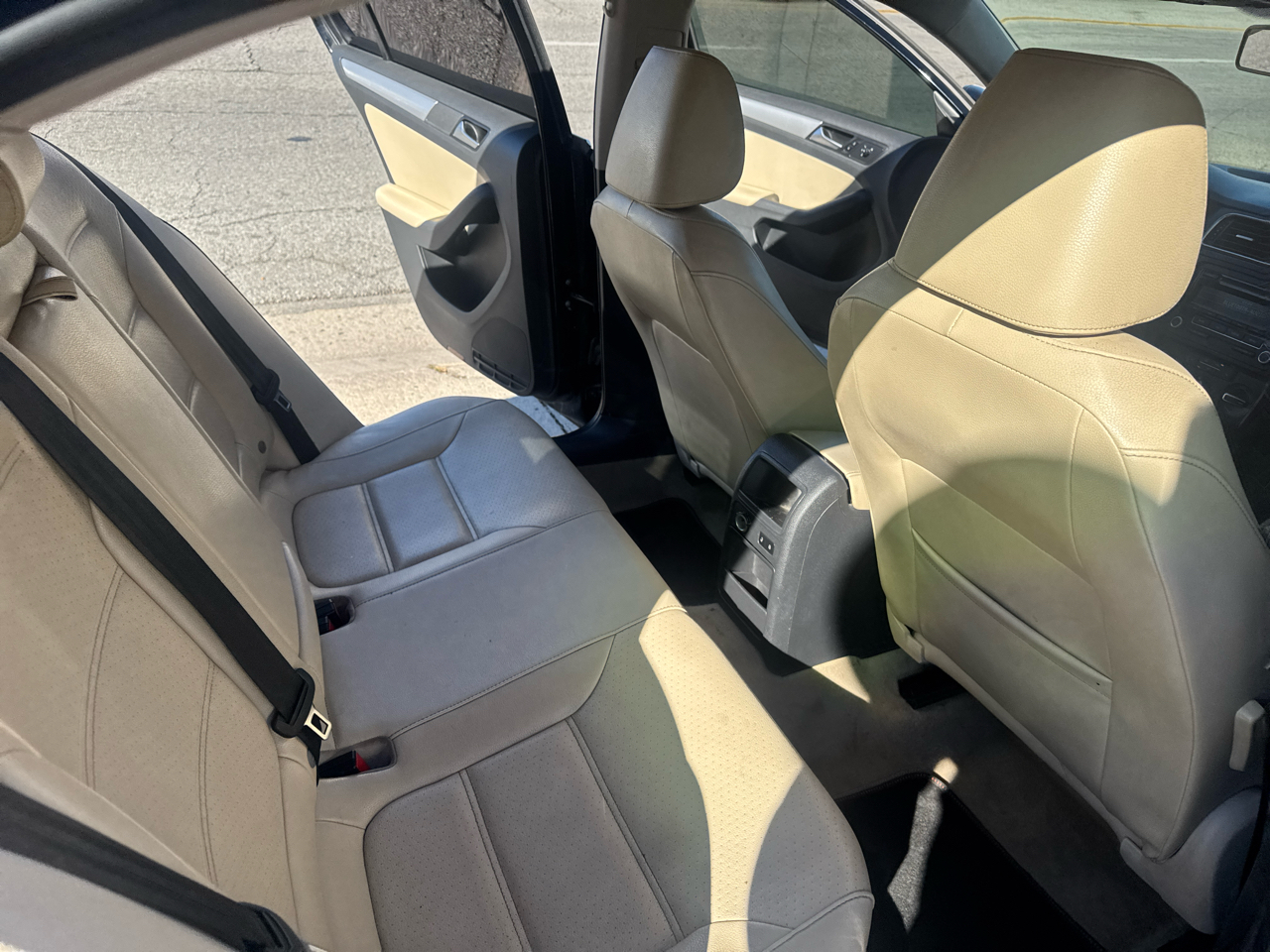 Volkswagen Jetta Sedan 4dr Auto SE w/Connectivity 2014