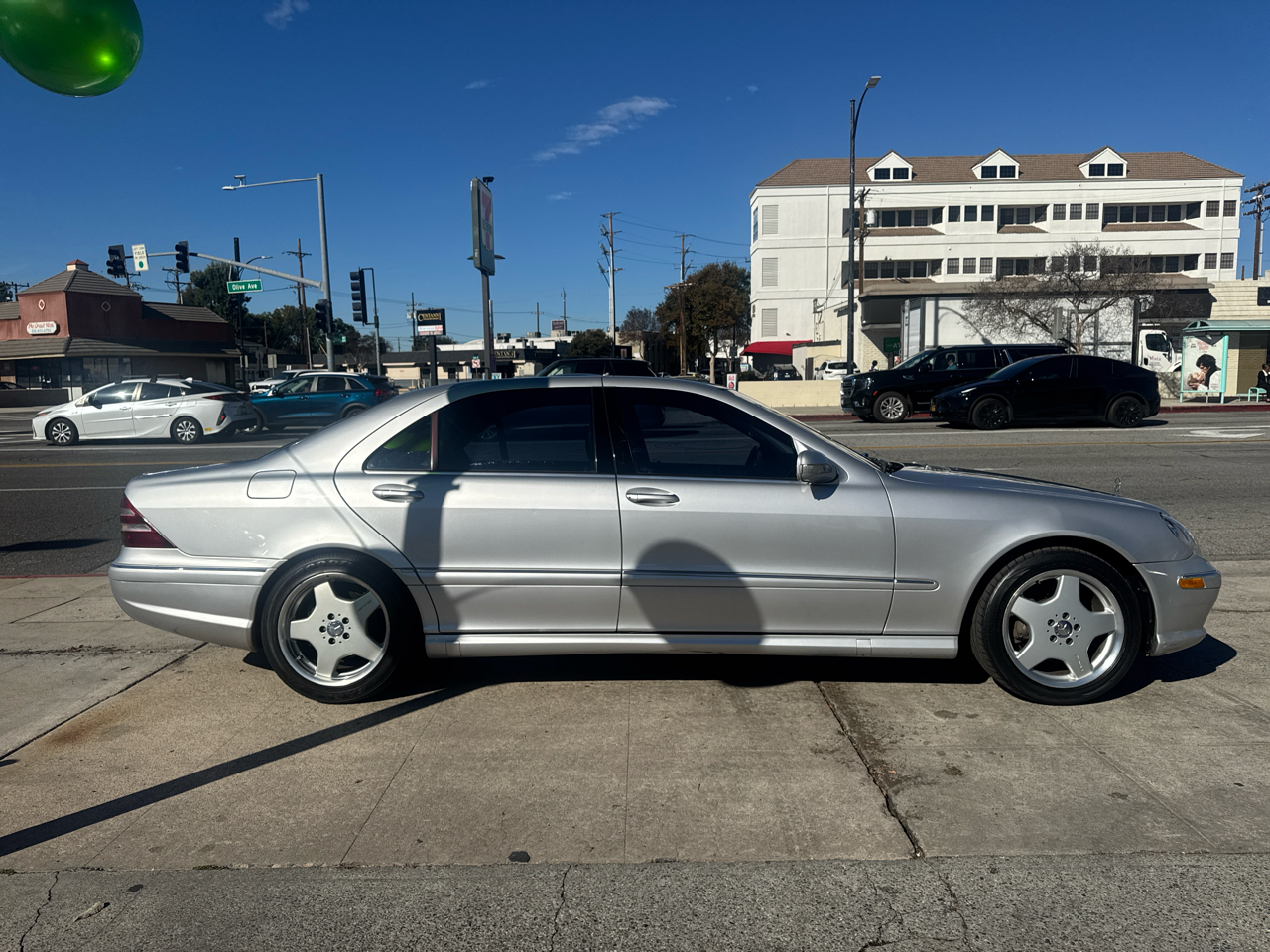 Mercedes-Benz S-Class 4dr Sdn 5.0L 2002