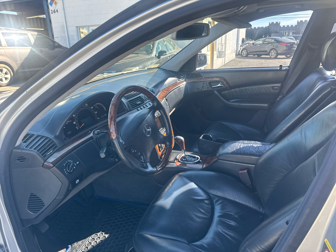 Mercedes-Benz S-Class 4dr Sdn 5.0L 2002