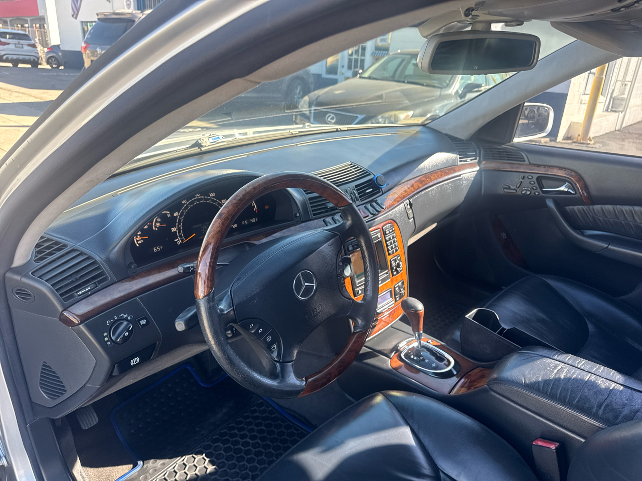 Mercedes-Benz S-Class 4dr Sdn 5.0L 2002