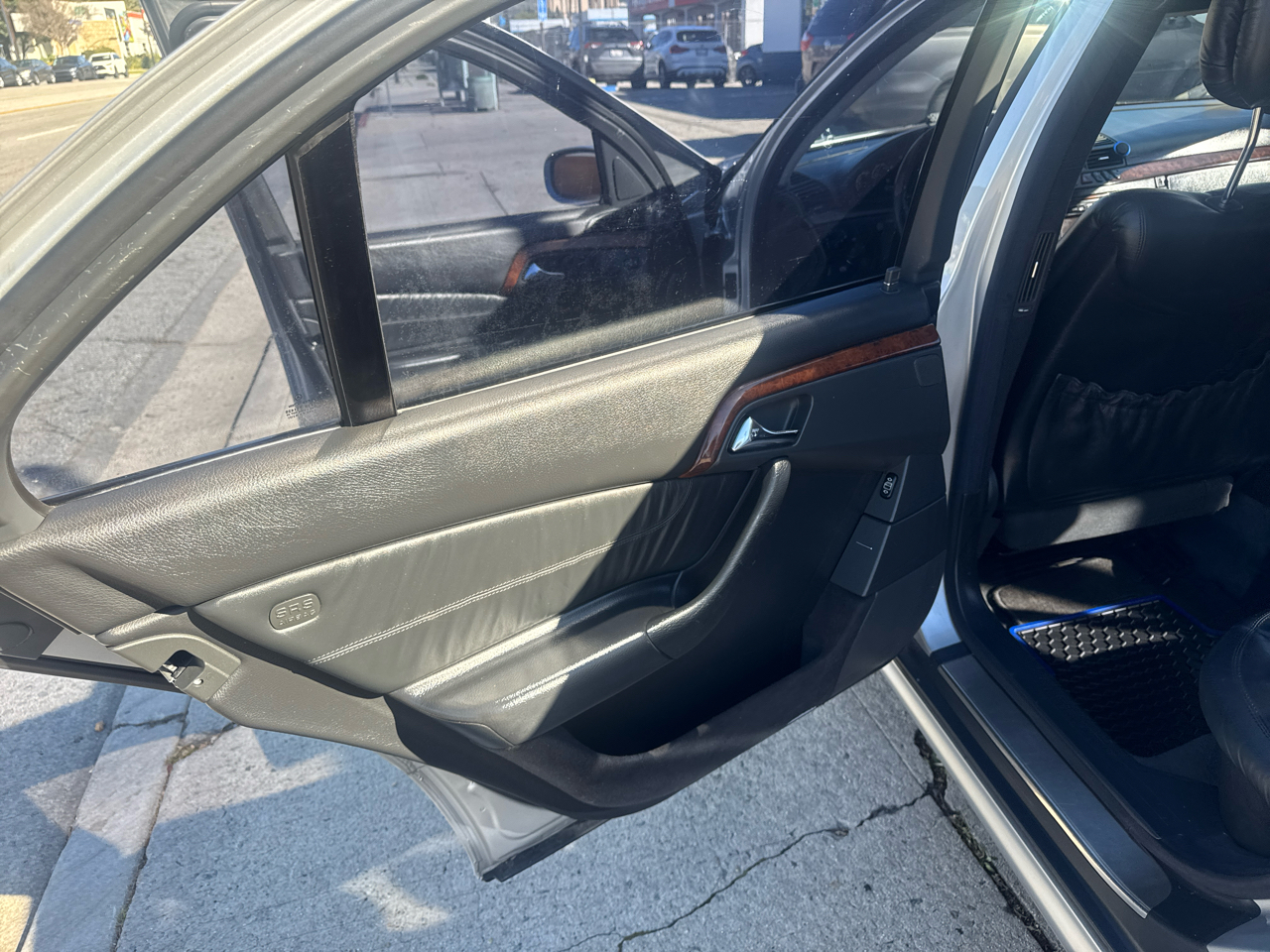 Mercedes-Benz S-Class 4dr Sdn 5.0L 2002