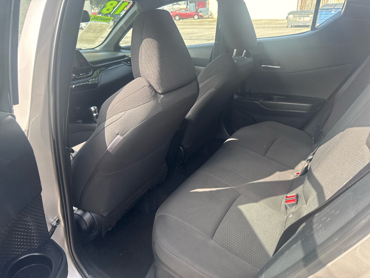 Toyota C-HR XLE FWD (Natl) 2018 Toyota C-HR XLE FWD (Natl) 2018