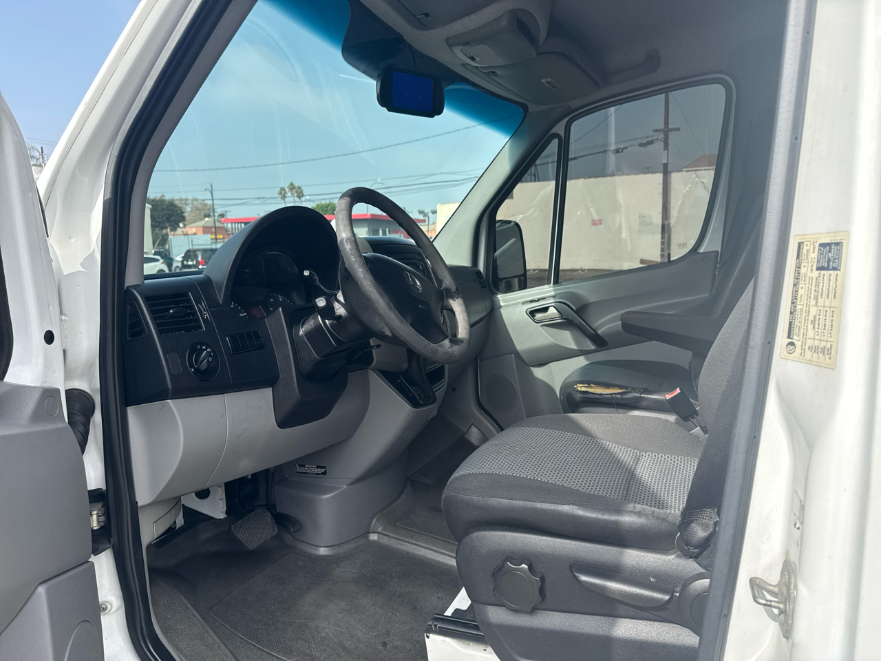 Mercedes-Benz Sprinter Cargo Vans 2500 144" 2011 Mercedes-Benz Sprinter Cargo Vans 2500 144" 2011
