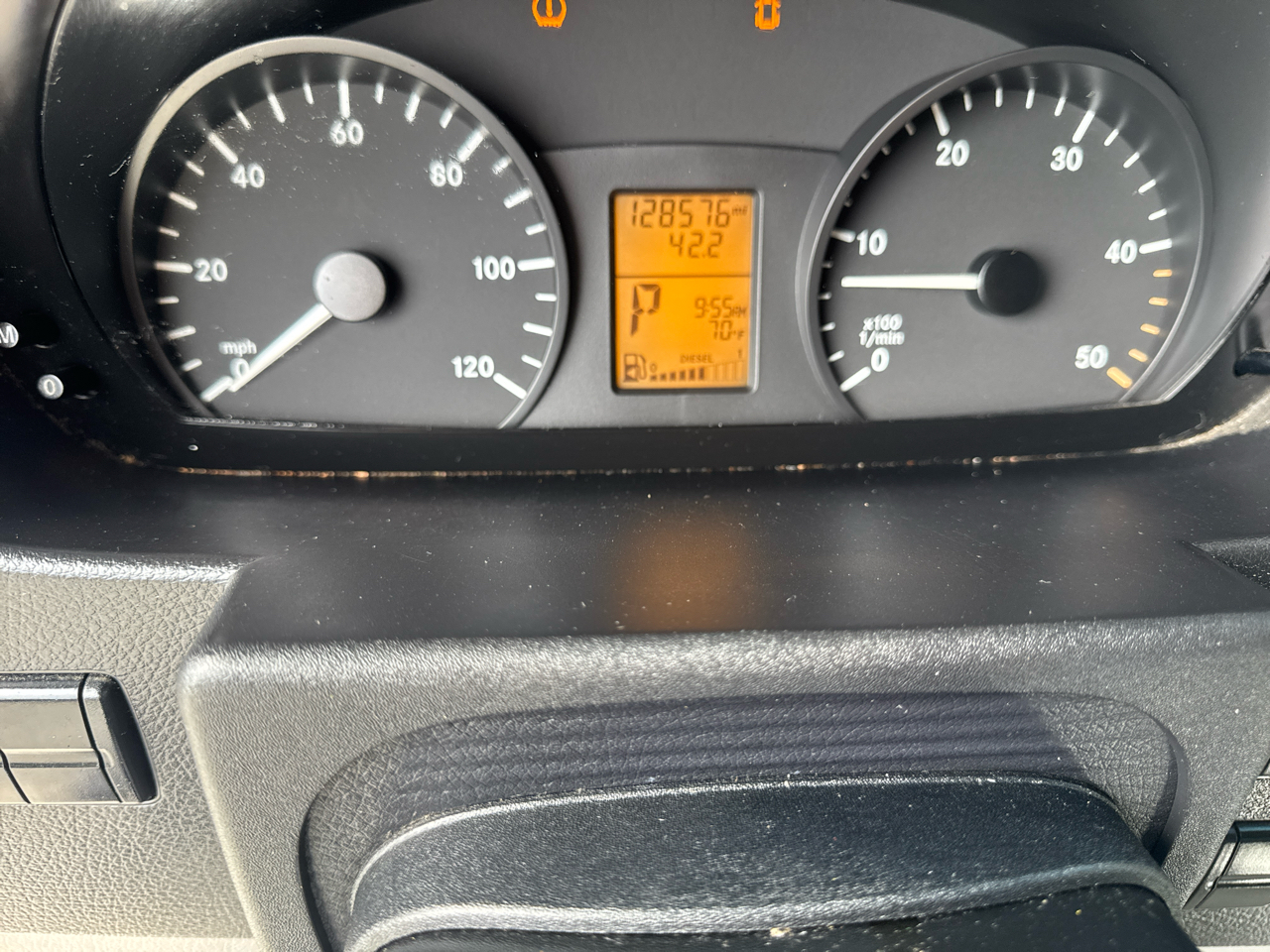 Mercedes-Benz Sprinter Cargo Vans 2500 144" 2011 Mercedes-Benz Sprinter Cargo Vans 2500 144" 2011