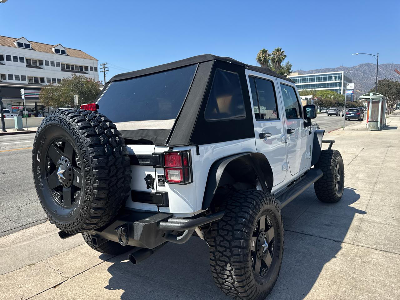 Jeep Wrangler Unlimited 4WD 4dr Sport 2014