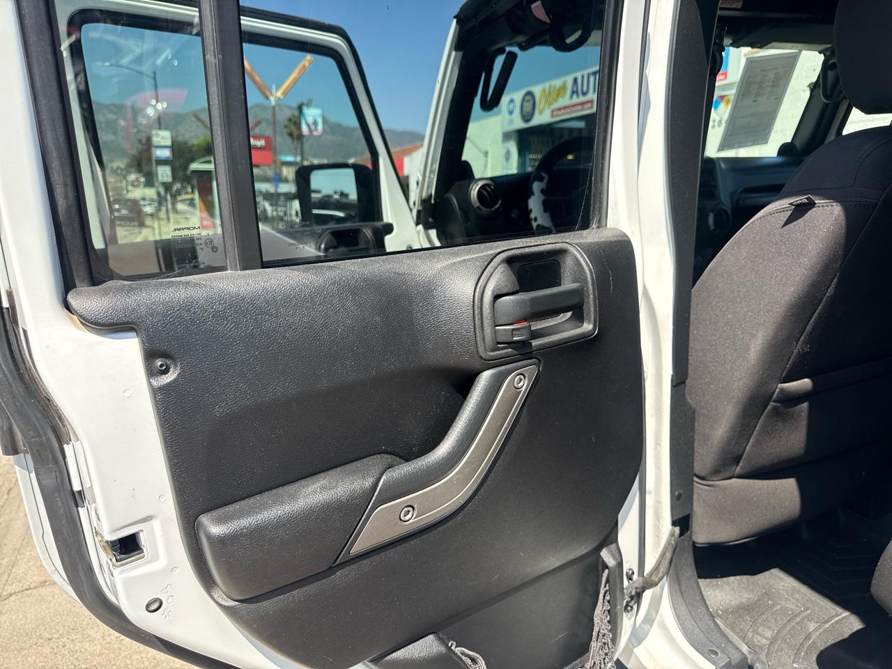Jeep Wrangler Unlimited 4WD 4dr Sport 2014