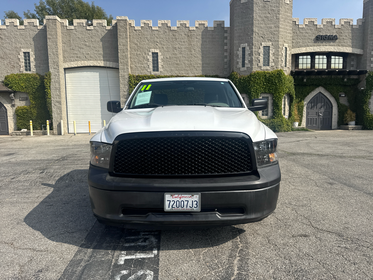RAM 1500 2WD Reg Cab 140.5" ST 2011 RAM 1500 2WD Reg Cab 140.5" ST 2011