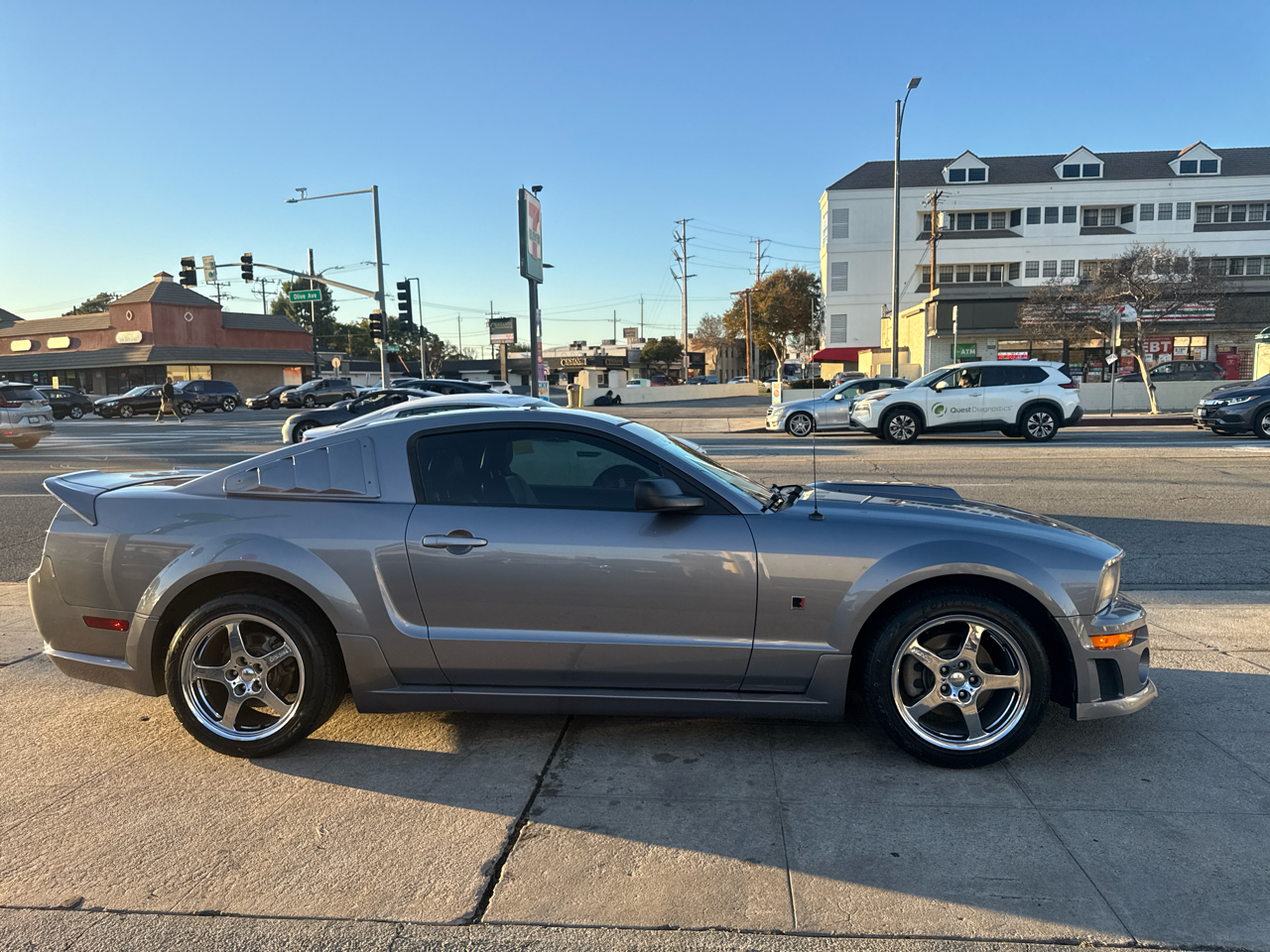 Ford Mustang Mach 1 Premium 2007