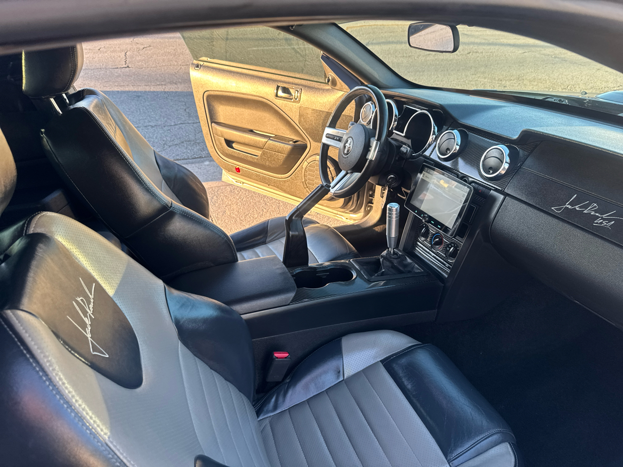 Ford Mustang Mach 1 Premium 2007