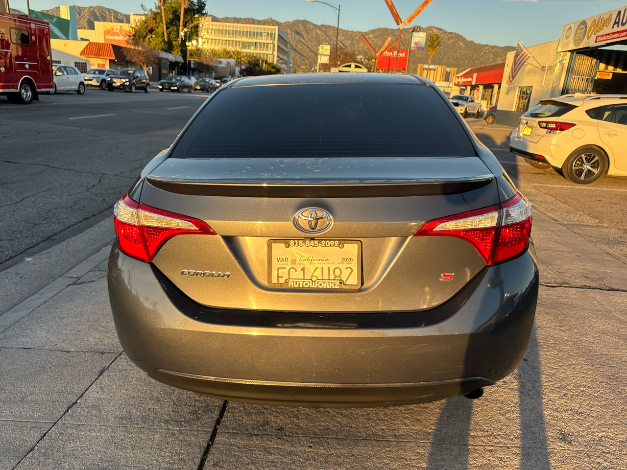 Toyota Corolla 4dr Sdn CVT LE Premium (Natl) 2014