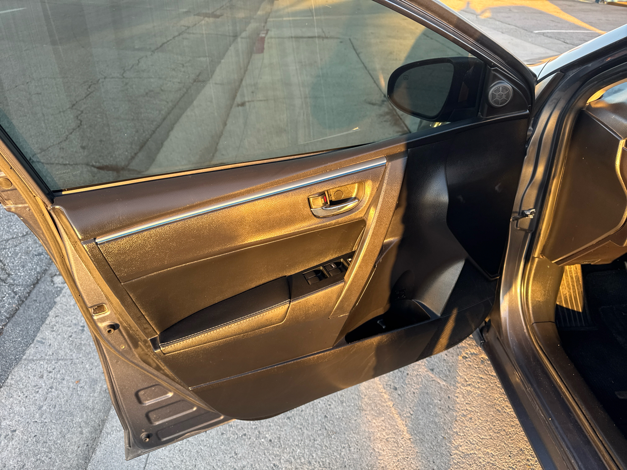 Toyota Corolla 4dr Sdn CVT LE Premium (Natl) 2014