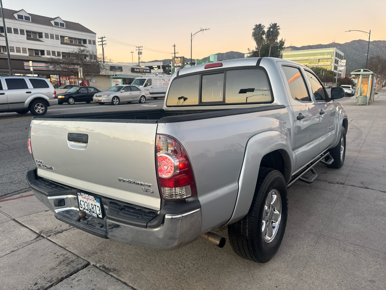 Toyota Tacoma 4WD Double V6 MT (Natl) 2011