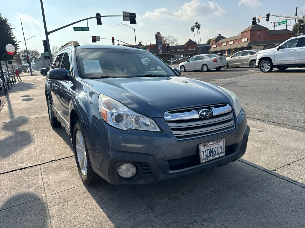 Subaru Outback 4dr Wgn H4 Auto 2.5i Premium 2013