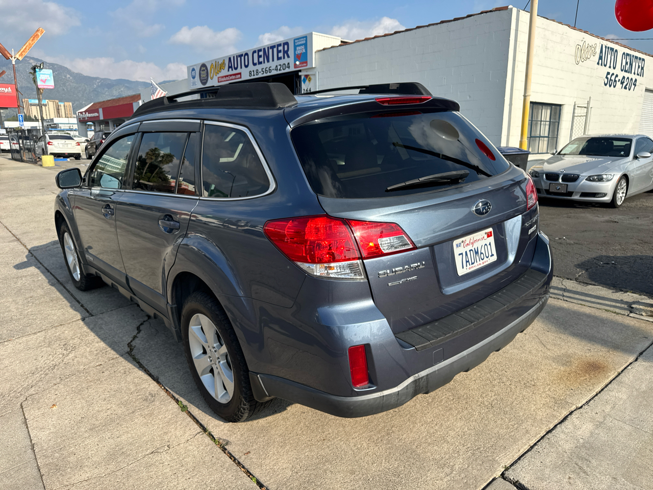 Subaru Outback 4dr Wgn H4 Auto 2.5i Premium 2013