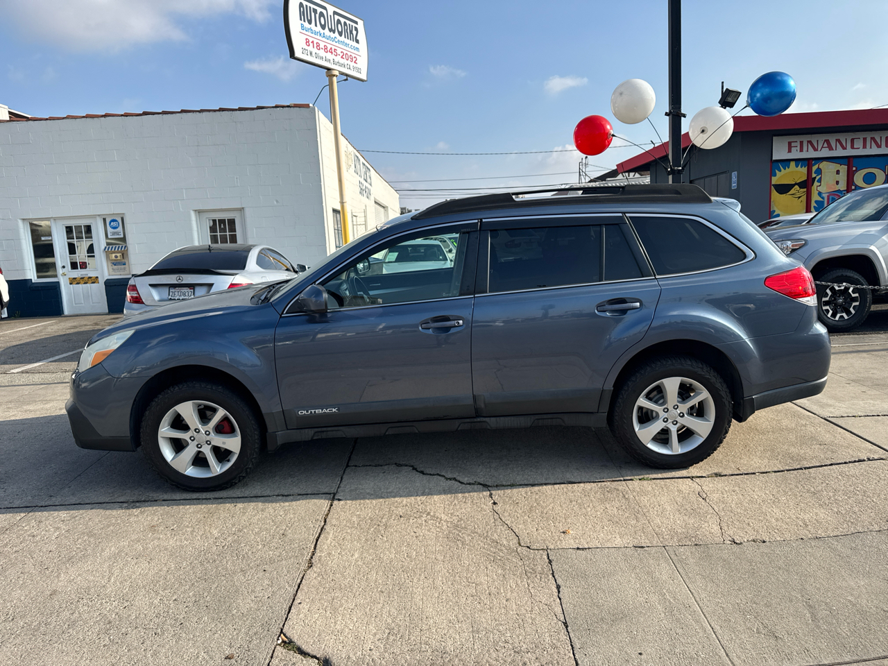 Subaru Outback 4dr Wgn H4 Auto 2.5i Premium 2013