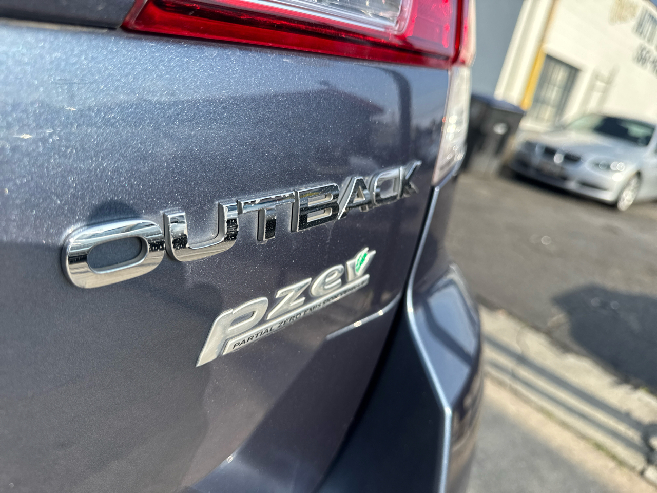 Subaru Outback 4dr Wgn H4 Auto 2.5i Premium 2013