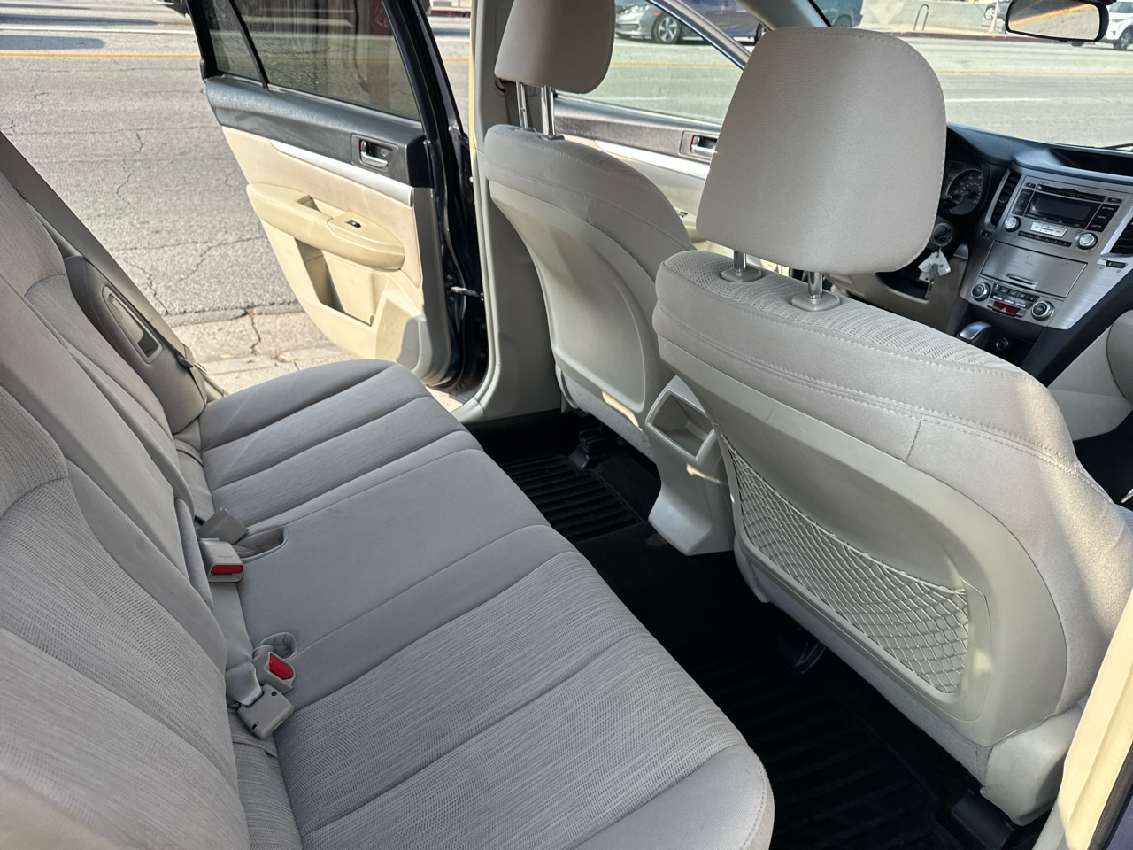 Subaru Outback 4dr Wgn H4 Auto 2.5i Premium 2013