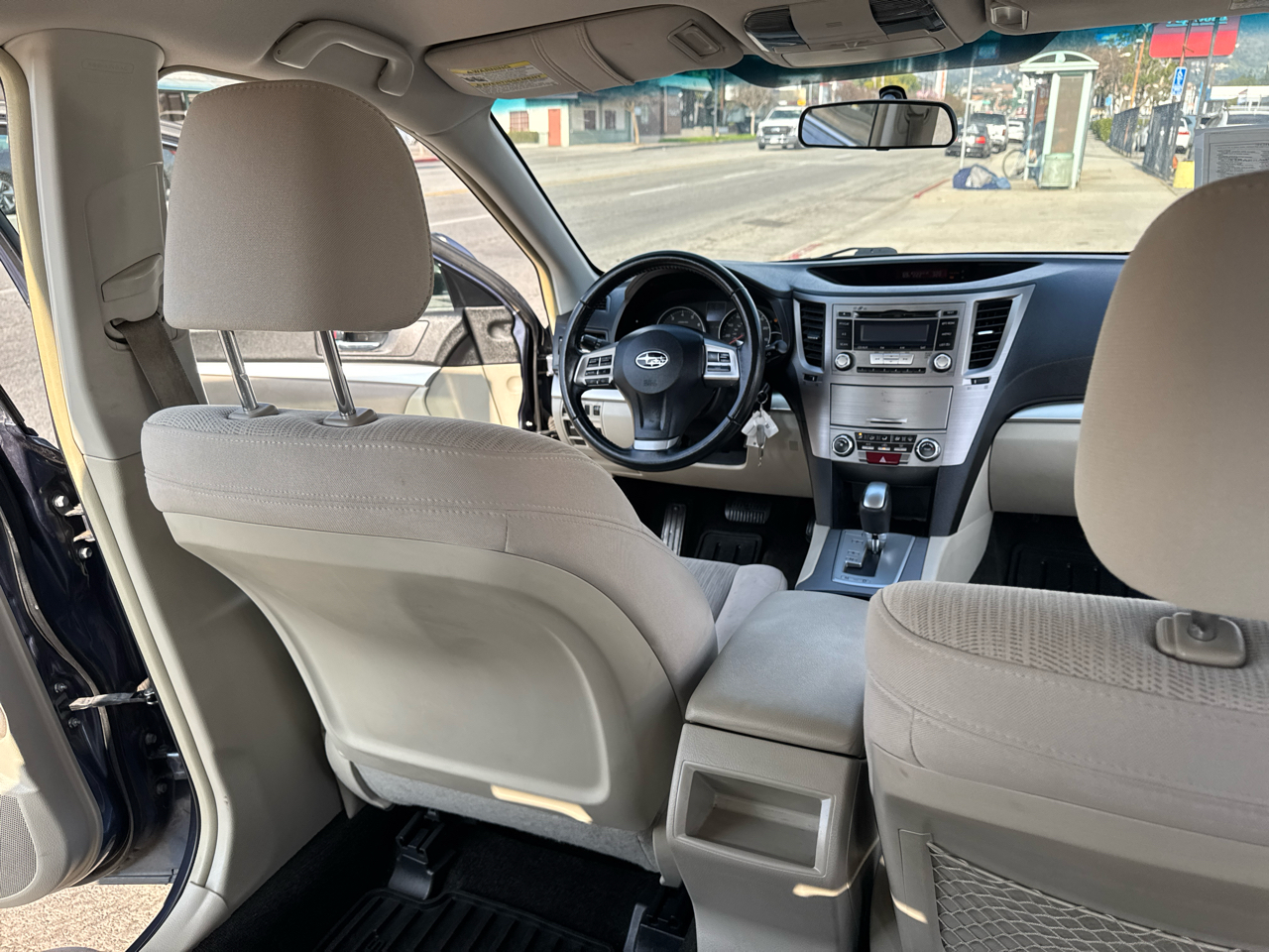 Subaru Outback 4dr Wgn H4 Auto 2.5i Premium 2013