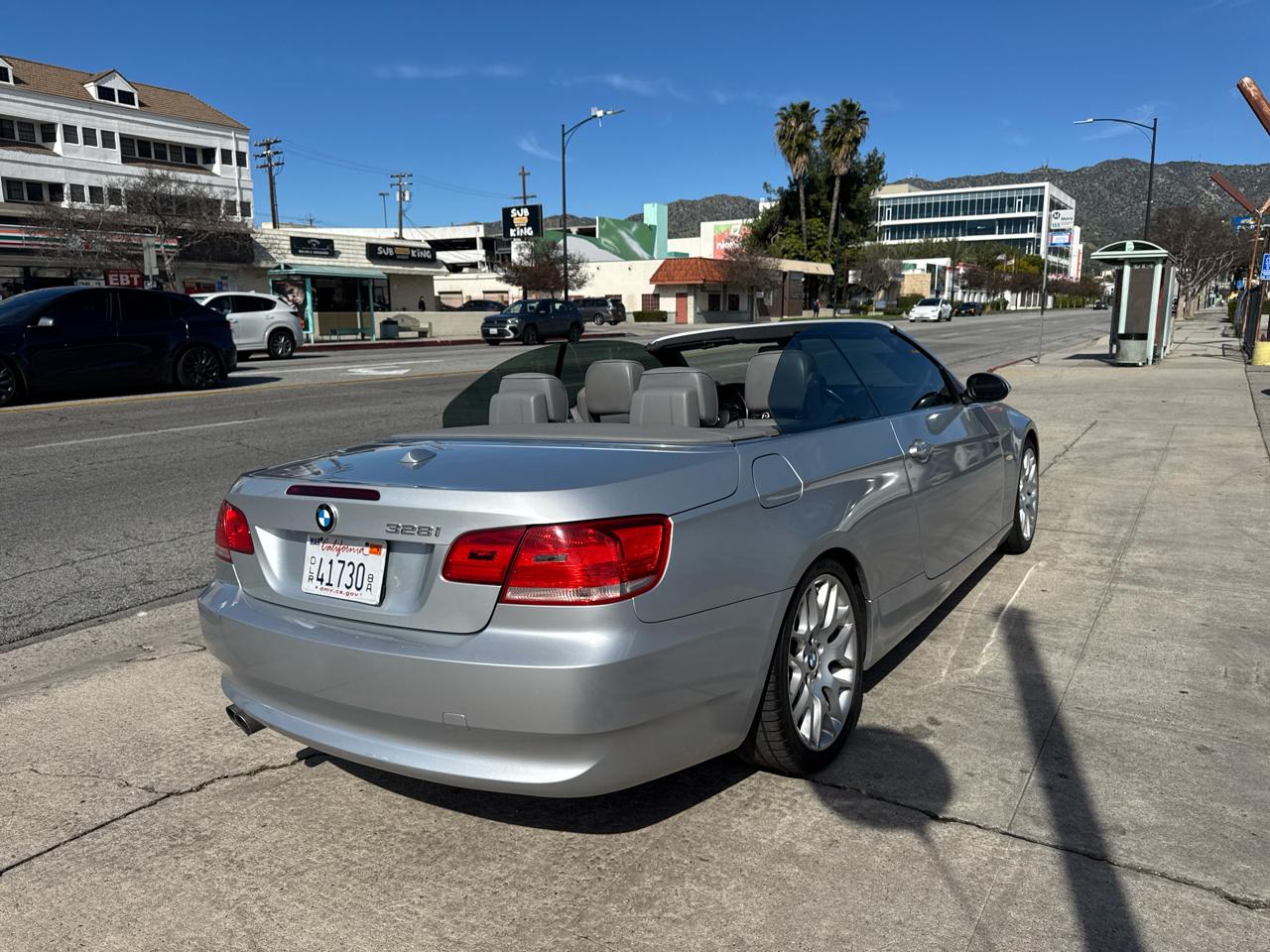 BMW 3 Series 2dr Conv 328i SULEV 2008