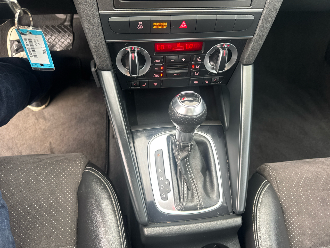 Audi A3 4dr HB S tronic FrontTrak 2.0 TDI Premium Plus 2013