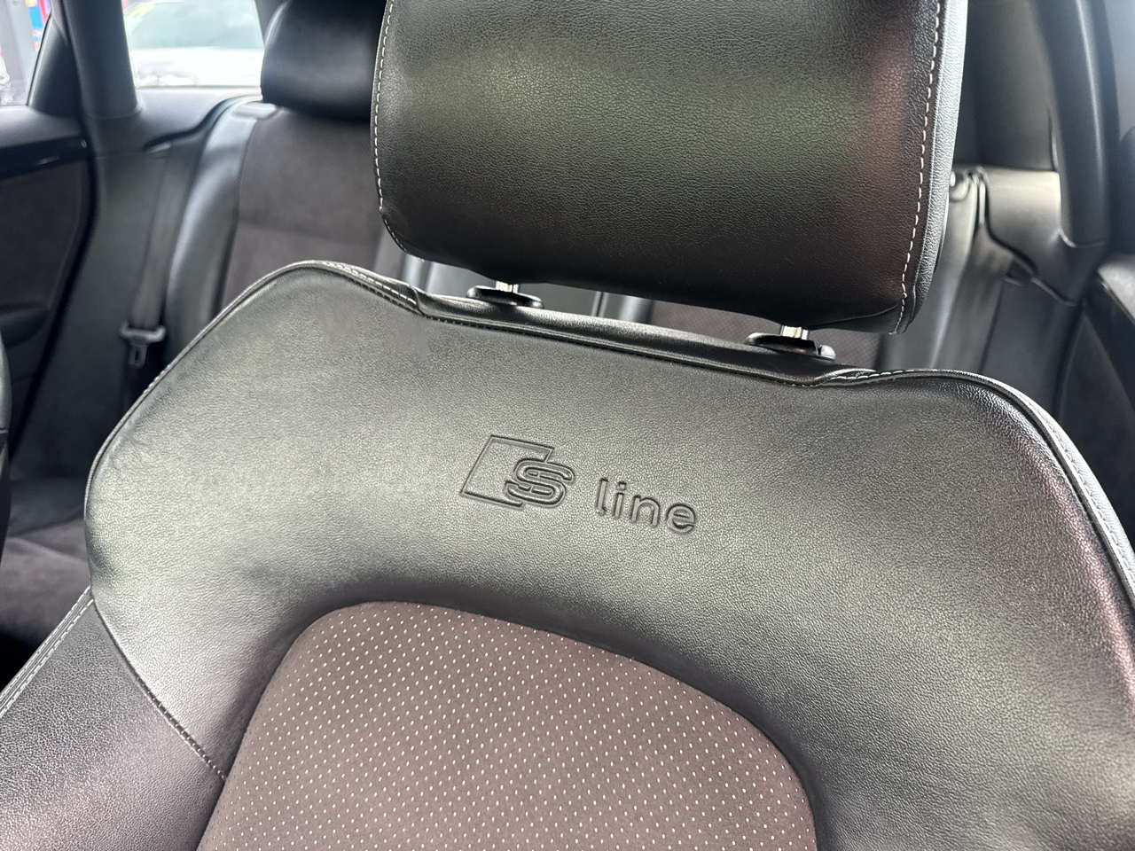 Audi A3 4dr HB S tronic FrontTrak 2.0 TDI Premium Plus 2013