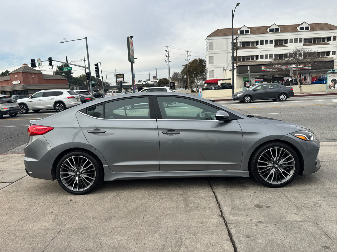 Hyundai Elantra Sport 1.6T Auto (Ulsan) 2017