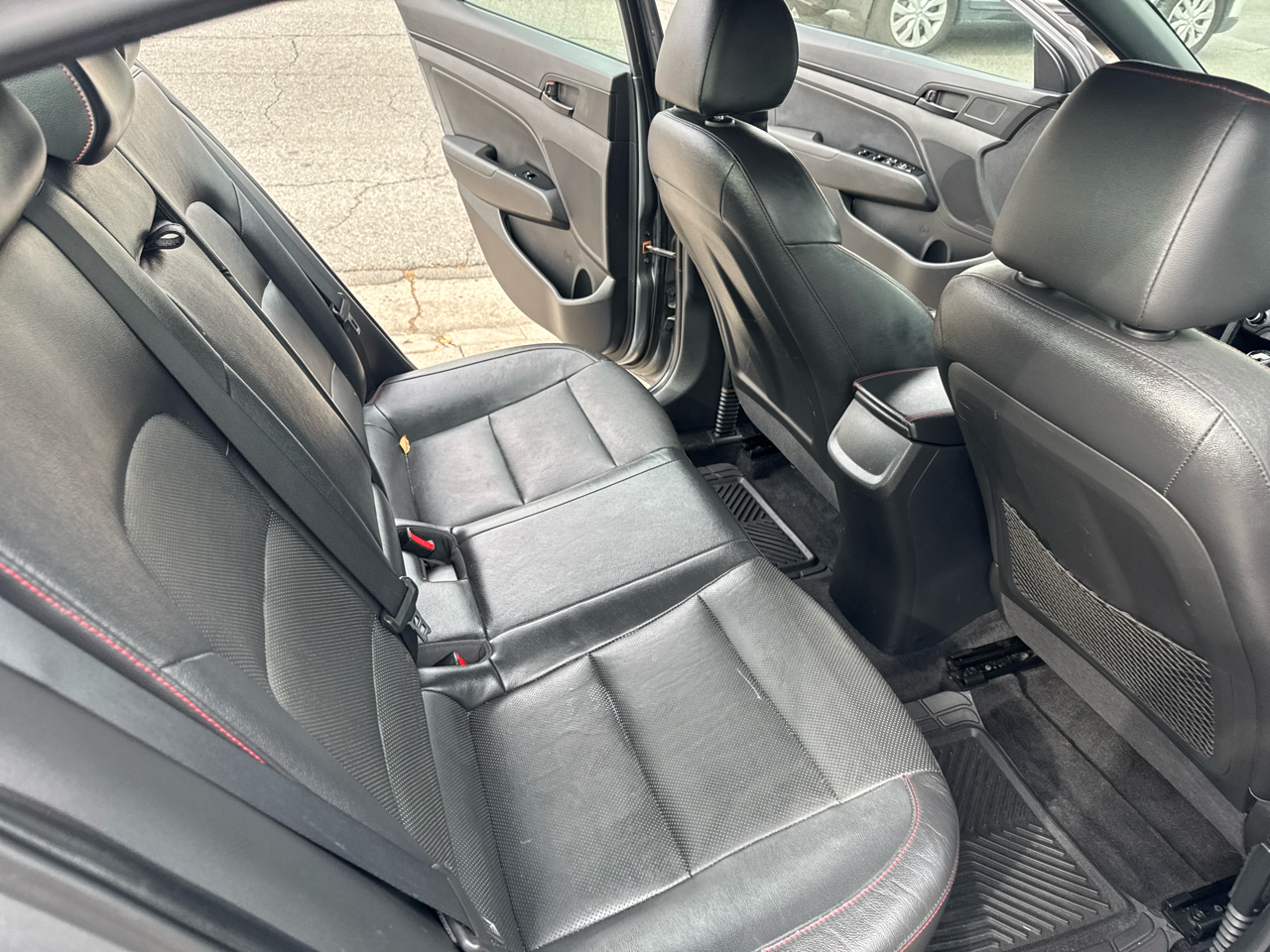 Hyundai Elantra Sport 1.6T Auto (Ulsan) 2017