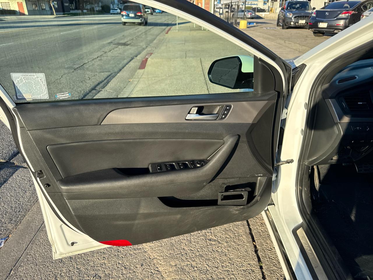 Hyundai Sonata Limited 2.0T *Ltd Avail* 2018