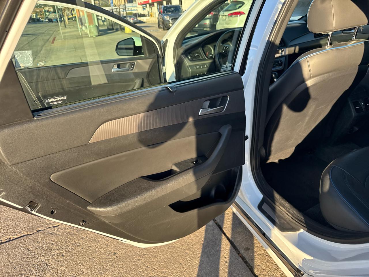 Hyundai Sonata Limited 2.0T *Ltd Avail* 2018