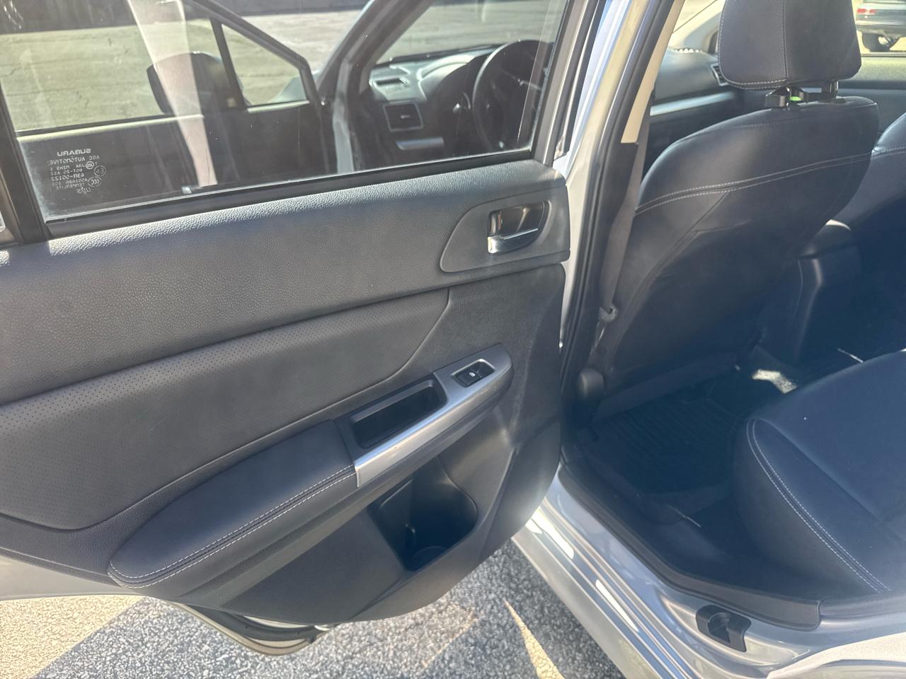 Subaru Impreza Wagon 5dr CVT 2.0i Sport Limited 2015