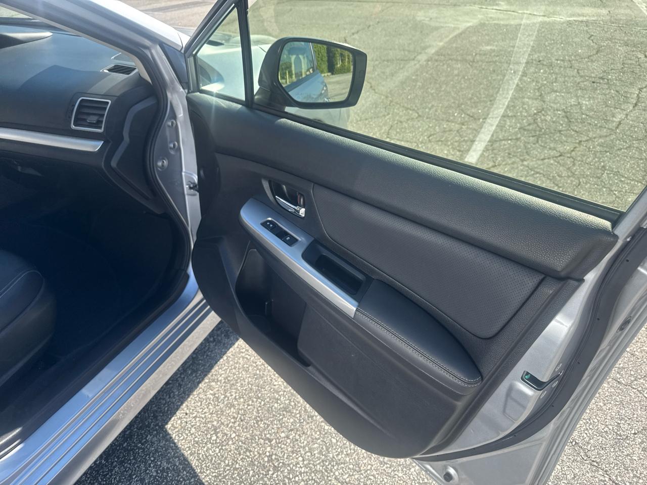 Subaru Impreza Wagon 5dr CVT 2.0i Sport Limited 2015