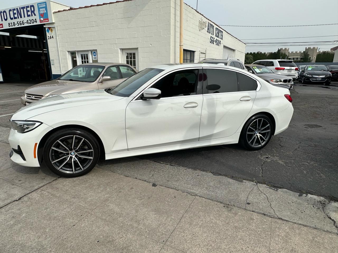 BMW 3 Series 330i Sedan 2019