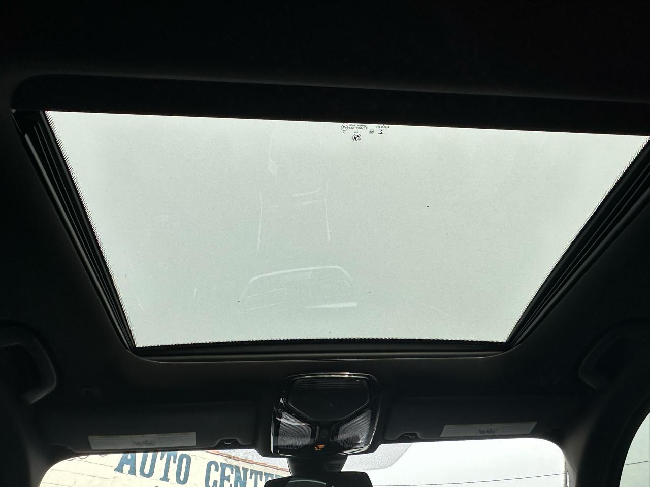 BMW 3 Series 330i Sedan 2019