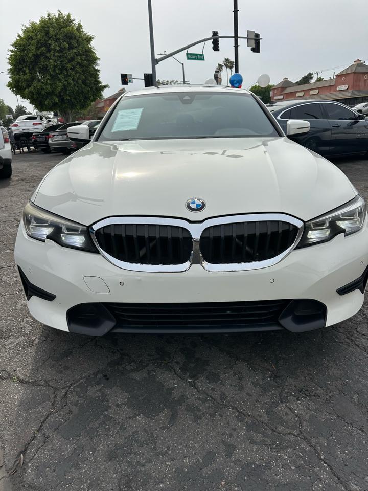 BMW 3 Series 330i Sedan 2019