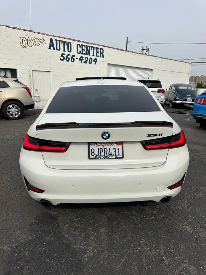 BMW 3 Series 330i Sedan 2019