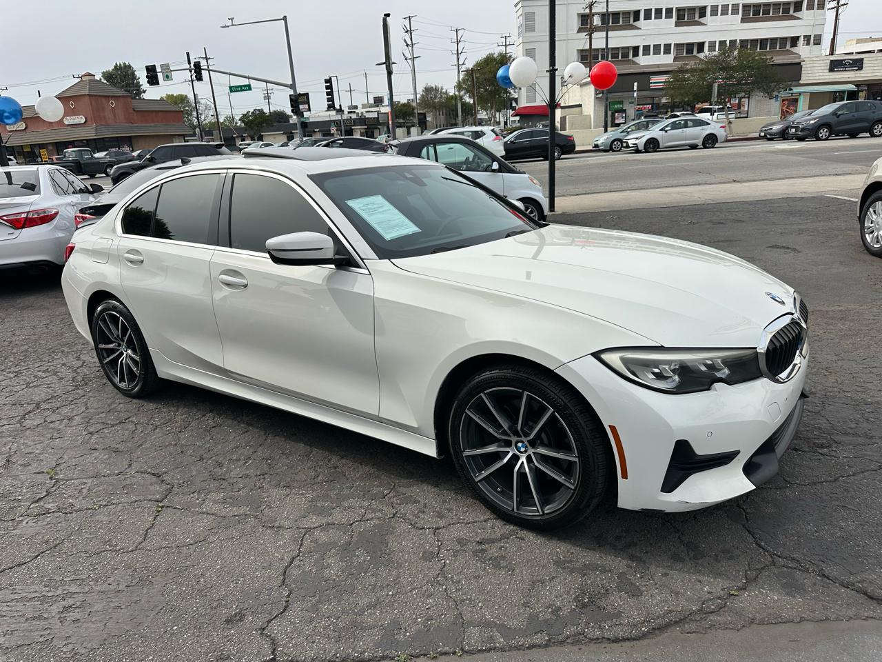 BMW 3 Series 330i Sedan 2019
