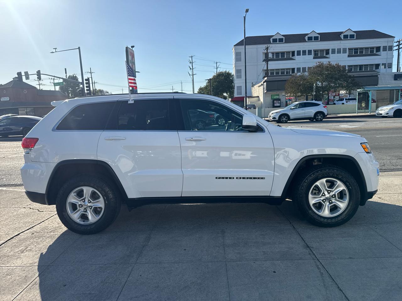 Jeep Grand Cherokee Laredo 4x2 2017